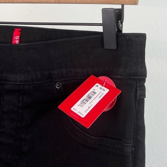 NWT Spanx High Rise Distressed Ankle Skinny Jeans in Vintage Black - Picture 6 of 9
